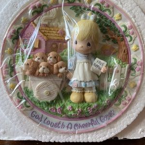 New Precious Moments Girl With Puppies Plate